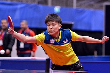 BUTTERFLY FAVORITES: Cheng I-Ching Long Serves